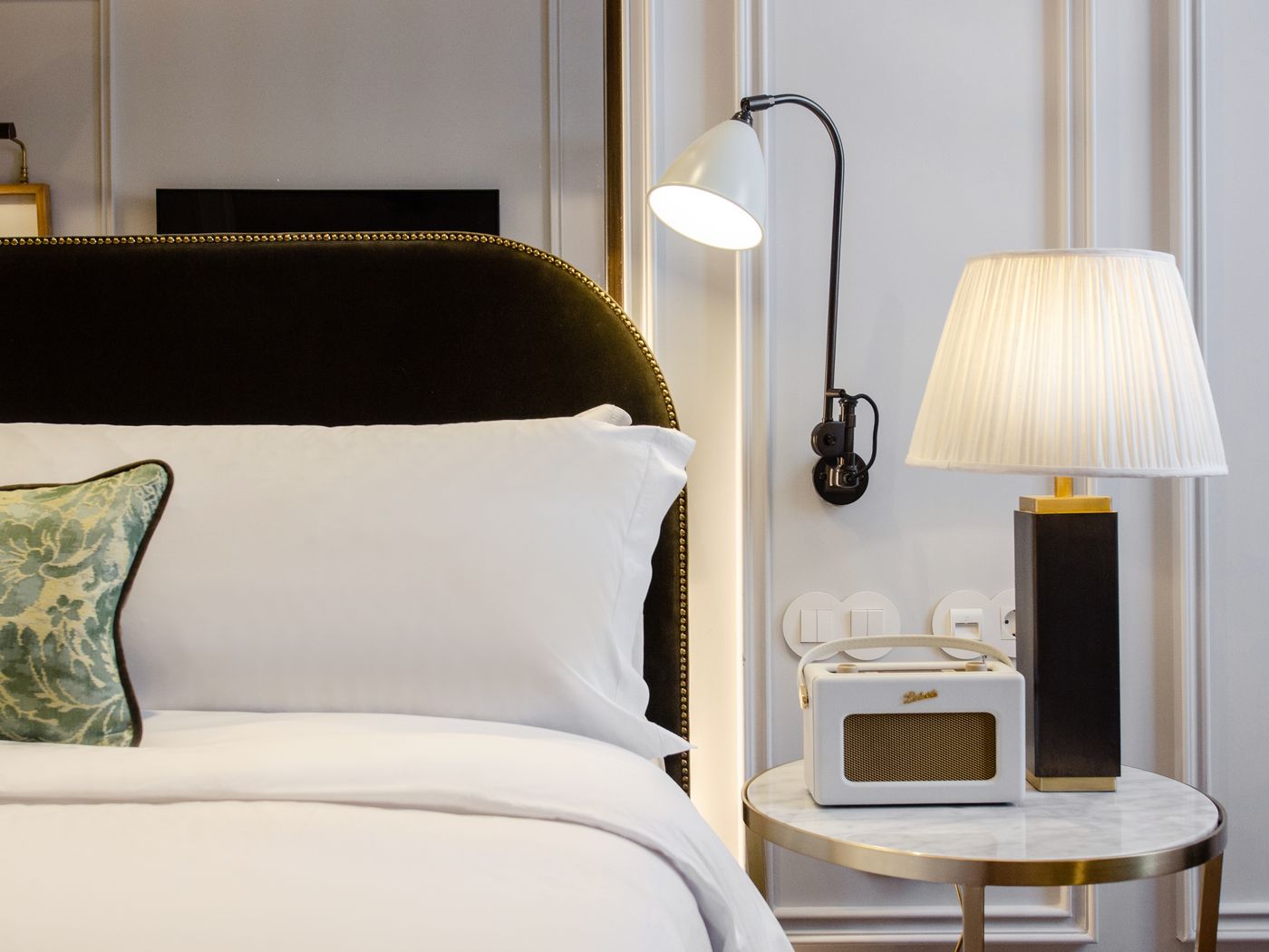 Browns-Avenue-Hotel-Room-40