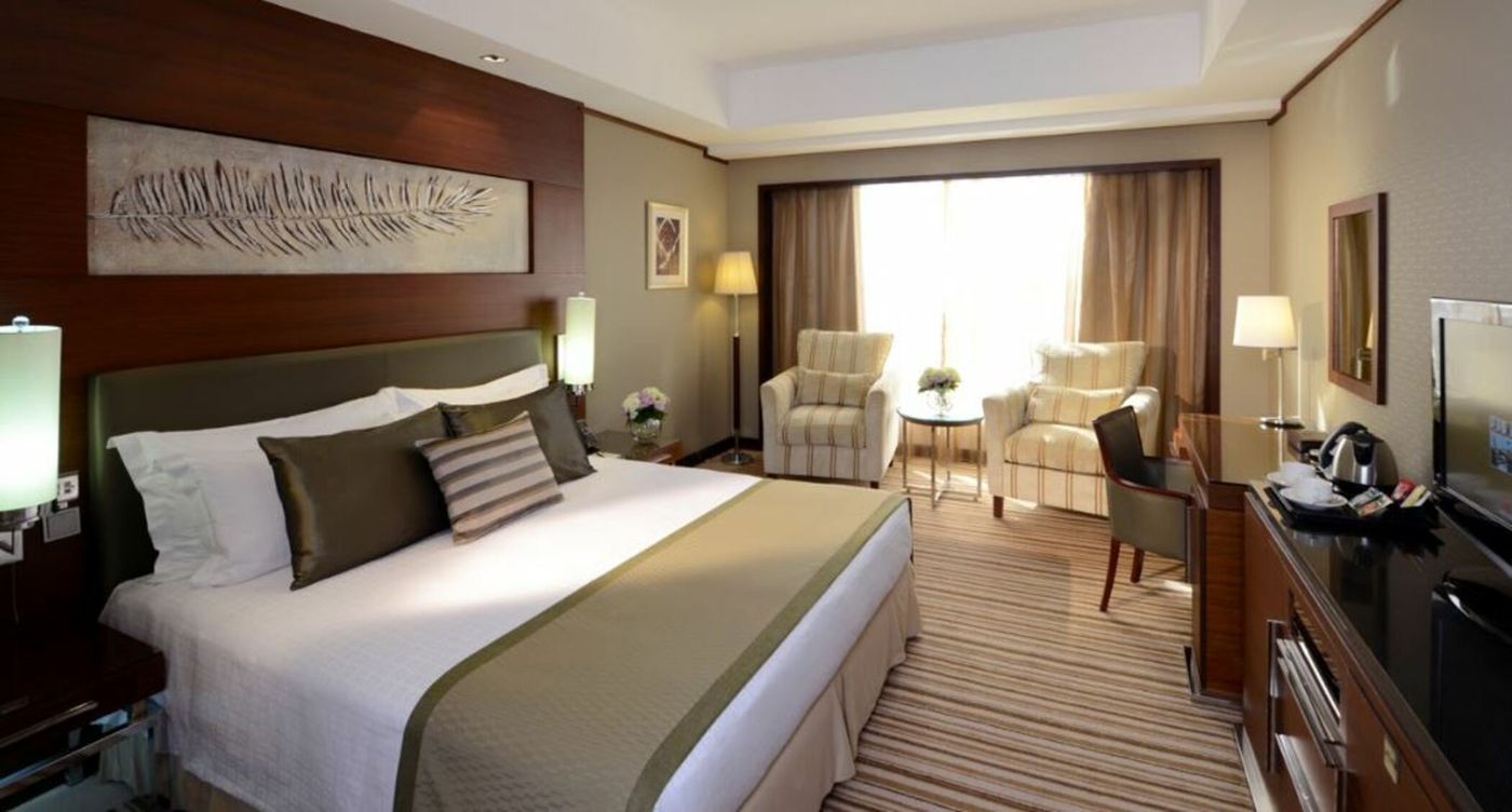 Grand-Millenium-Hotel-Room-10