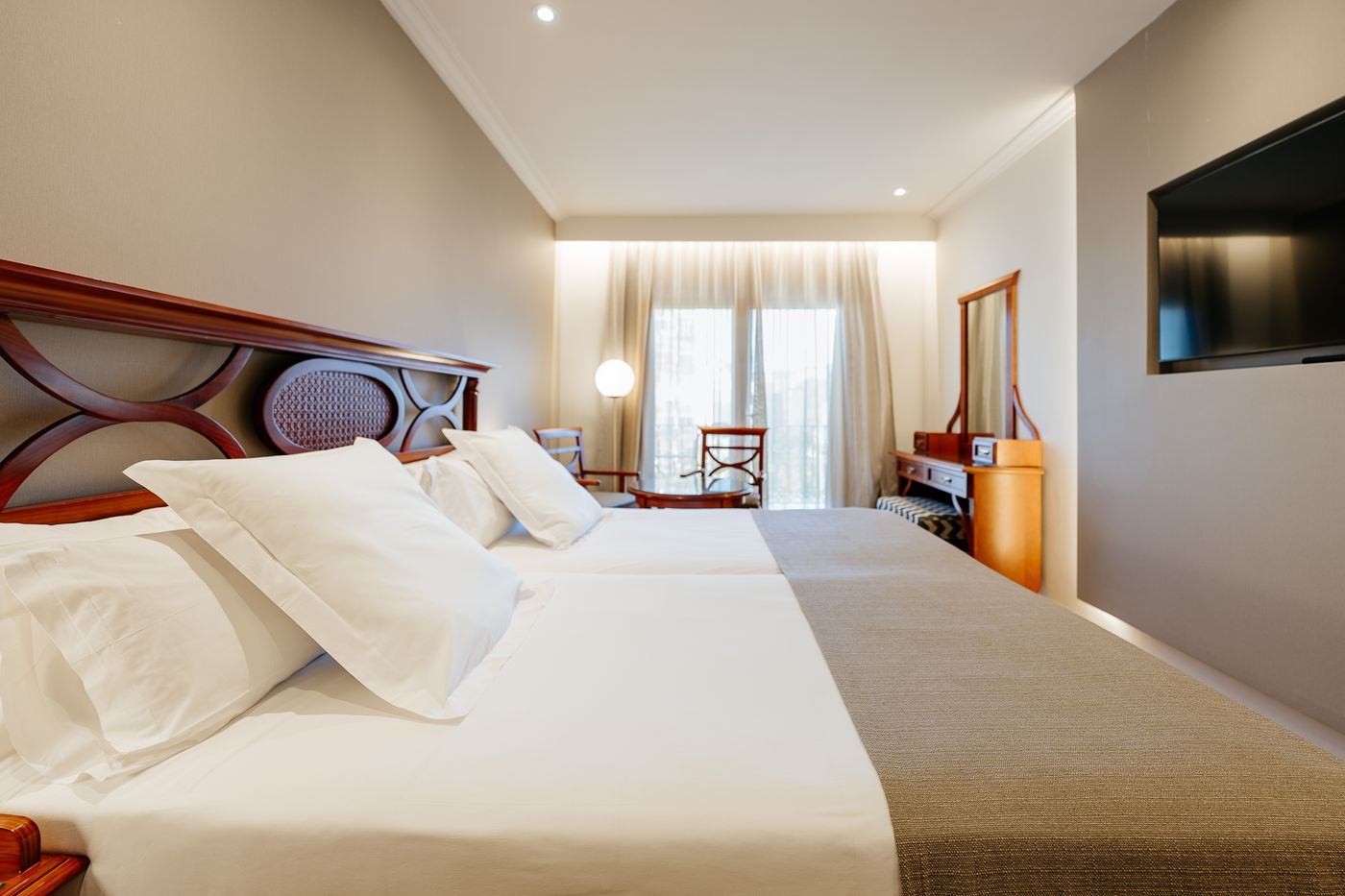 Labranda-Reveron-Plaza-Hotel-Room-23