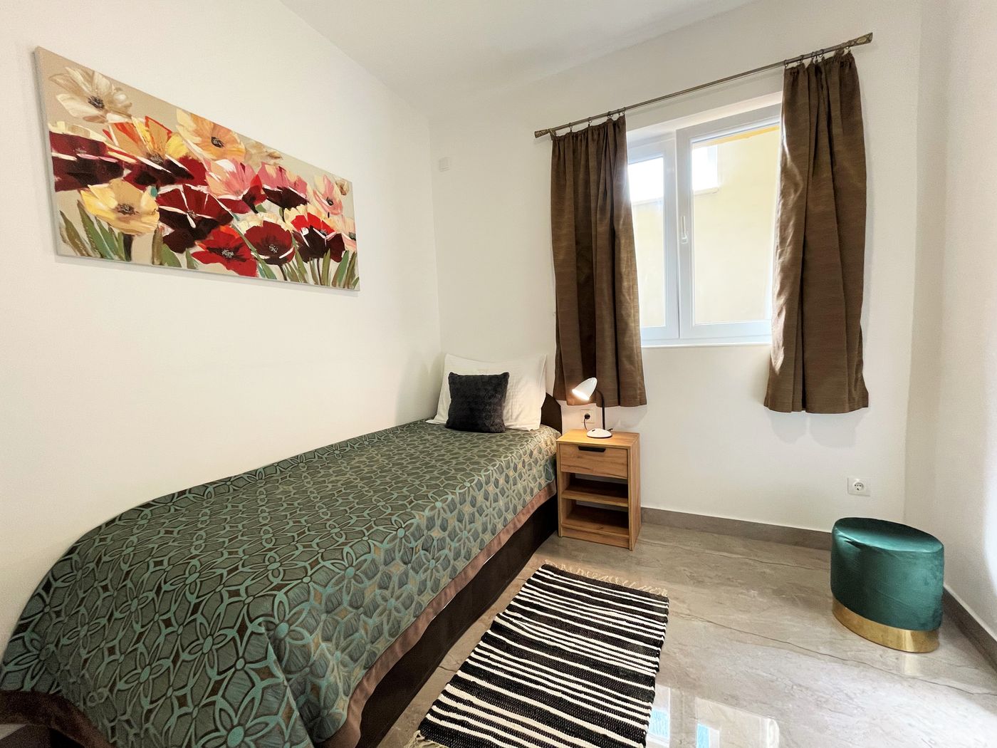 Villa-Sunset-Room-44