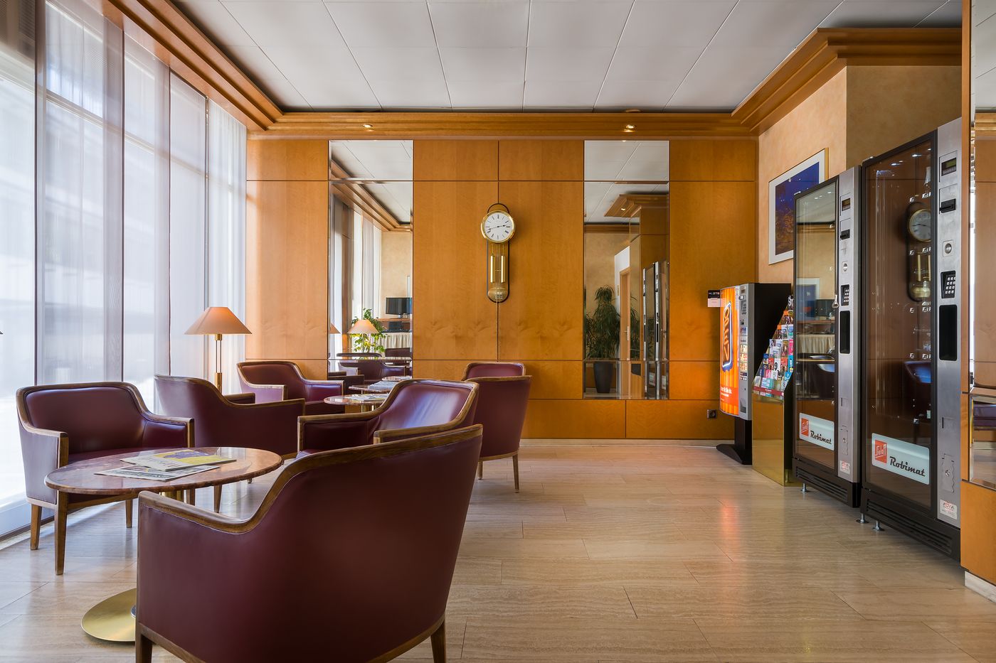 Novum Hotel Stuttgart Hauptbahnhof - Rieker-Germany-STUTTGART-Lobby-7