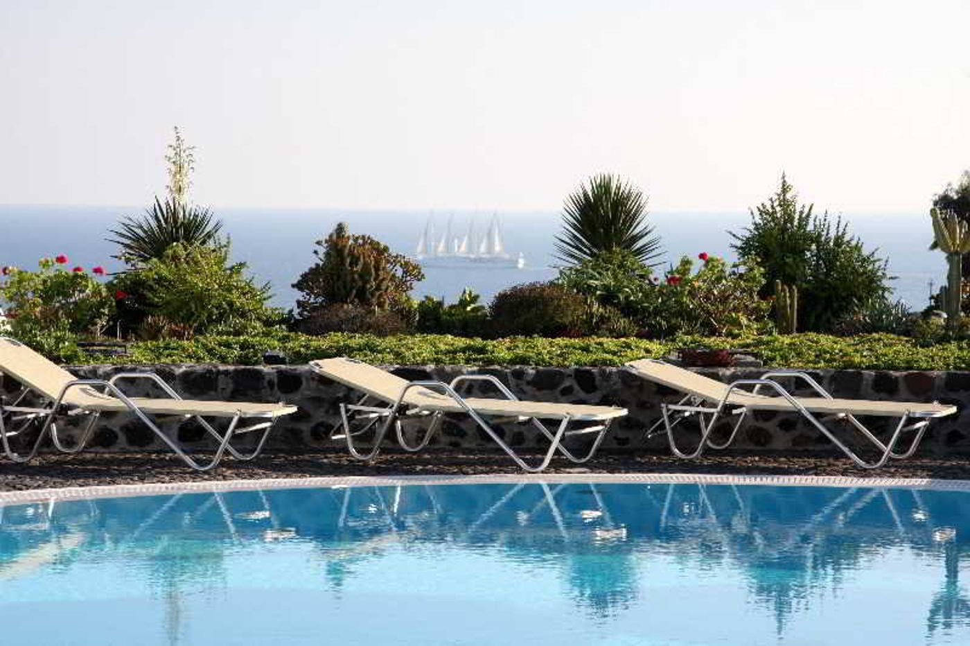 Kalimera-Hotel-Pool-10