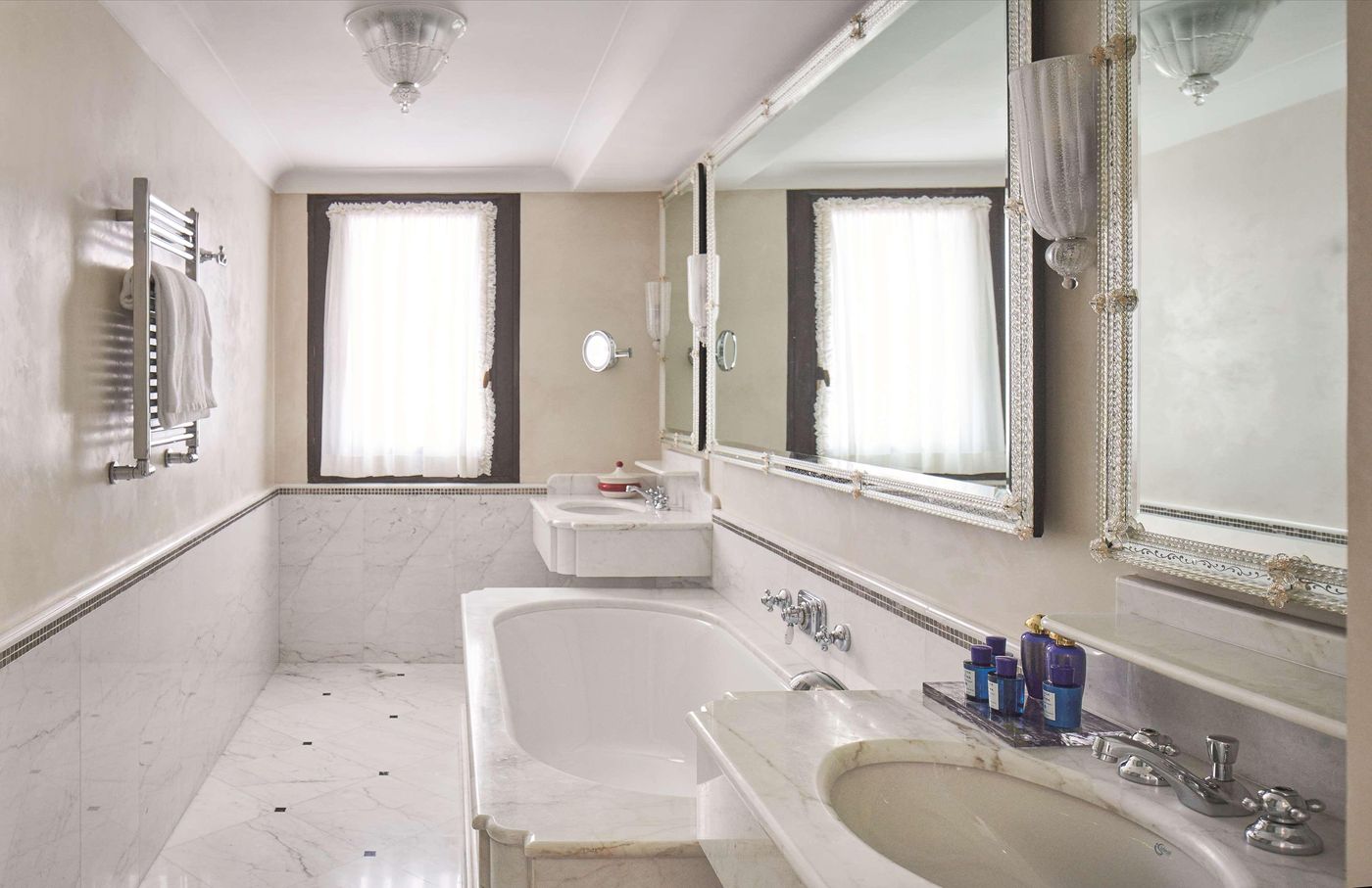 Hotel-Cipriani--A-Belmond-Hotel--Venice-Room-68