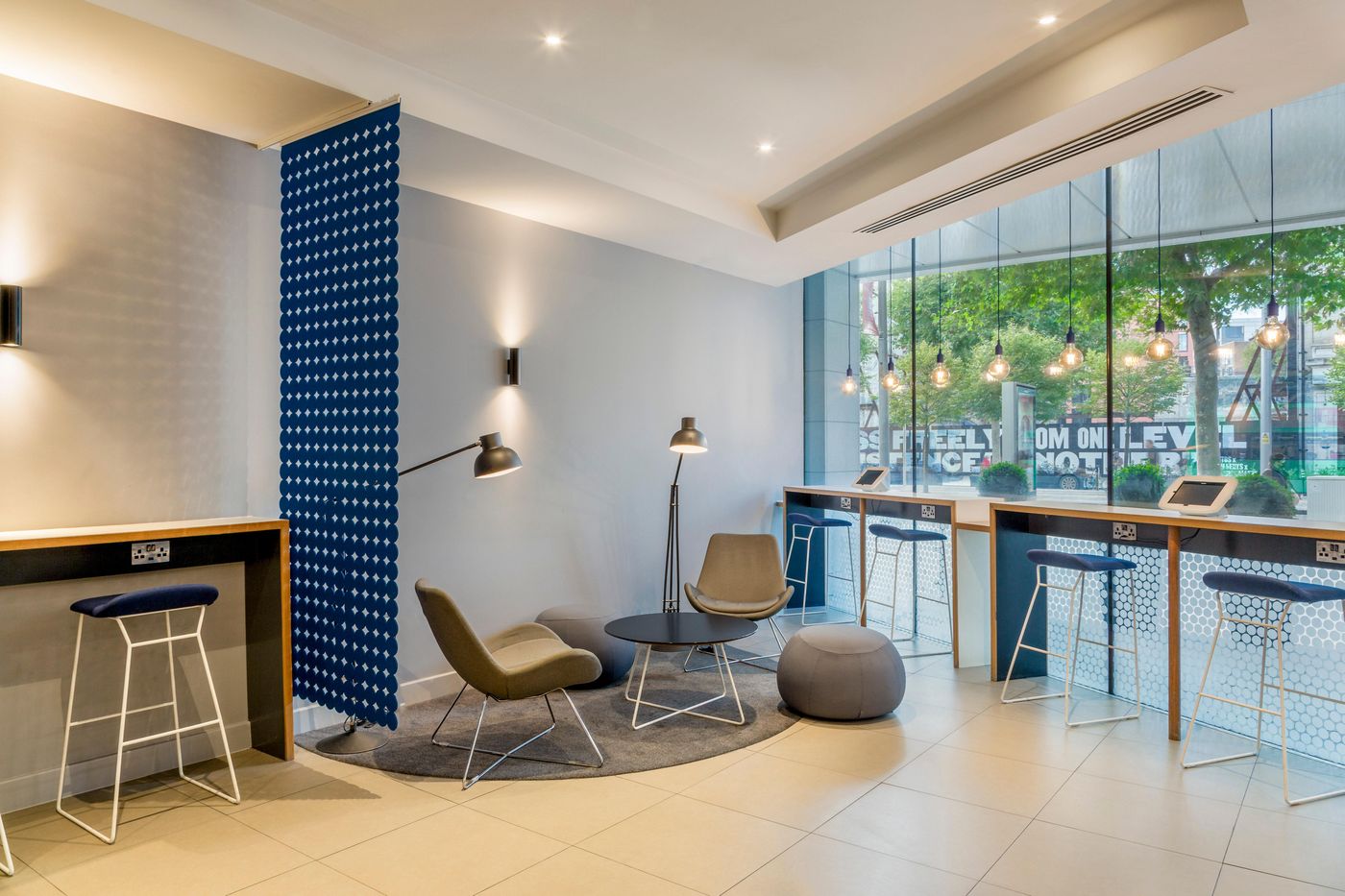 Holiday-Inn-Express-Dublin-City-Centre-General-view-18