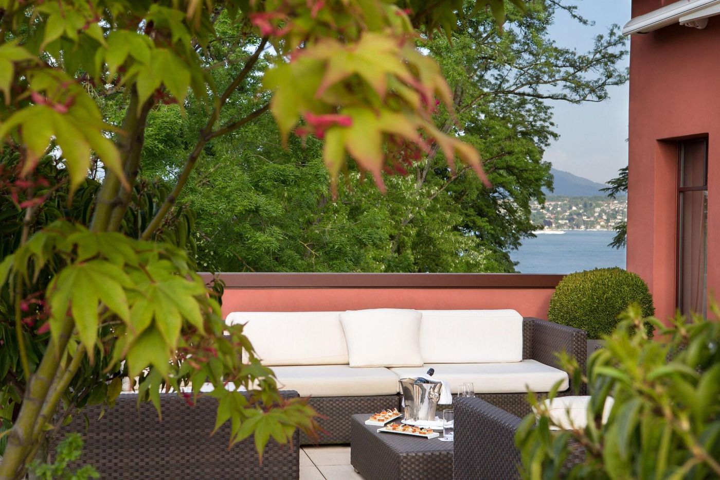 La-Reserve-Geneve---Hotel-Spa-and-Villa-Room-94