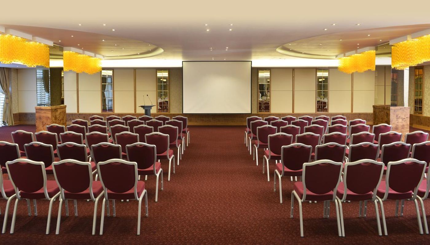 Swiss Belhotel Seef Bahrain-Bahrain-MANAMA-General view-3