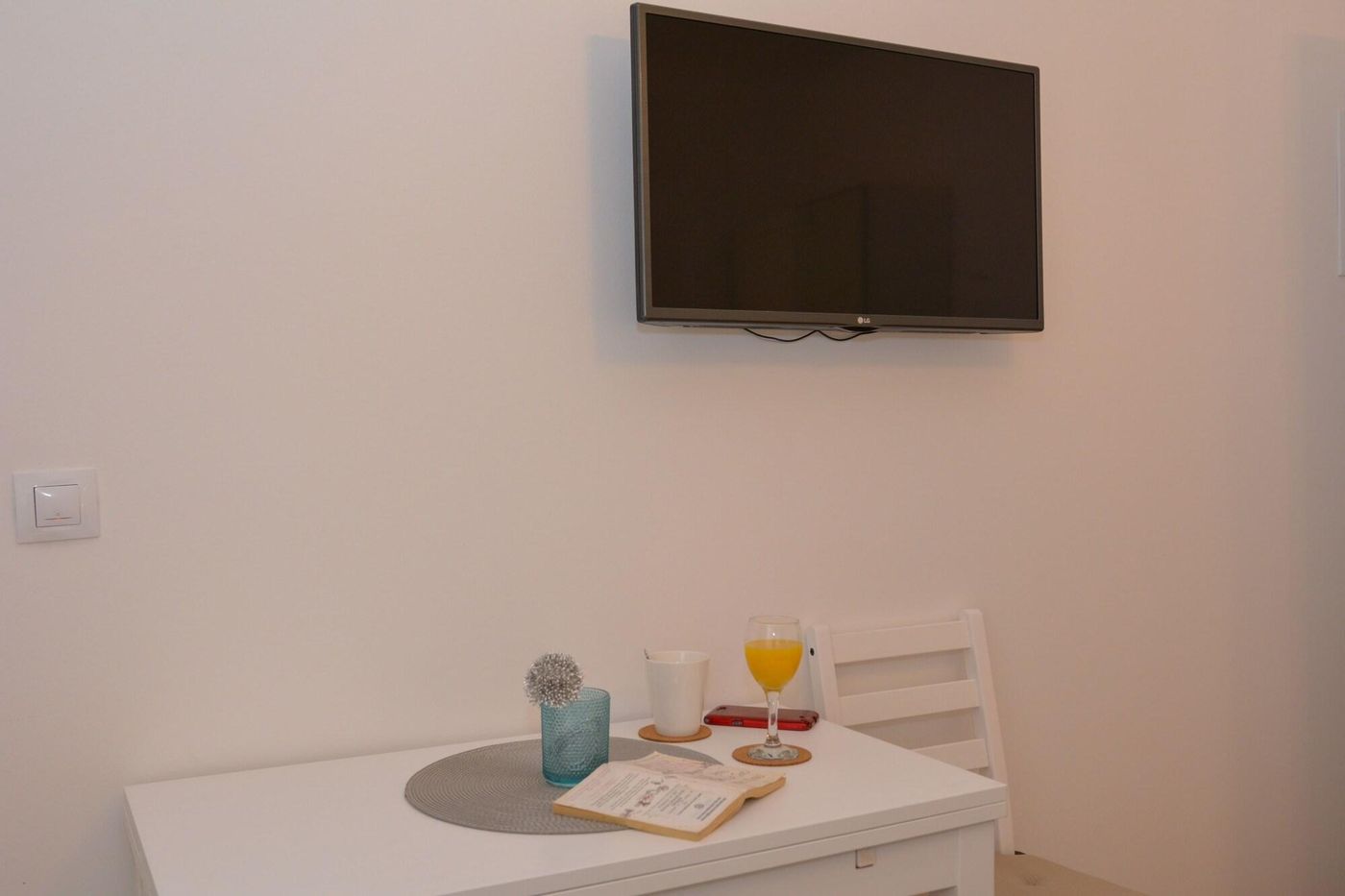 Rilati-Old-Town-Palace-Room-31