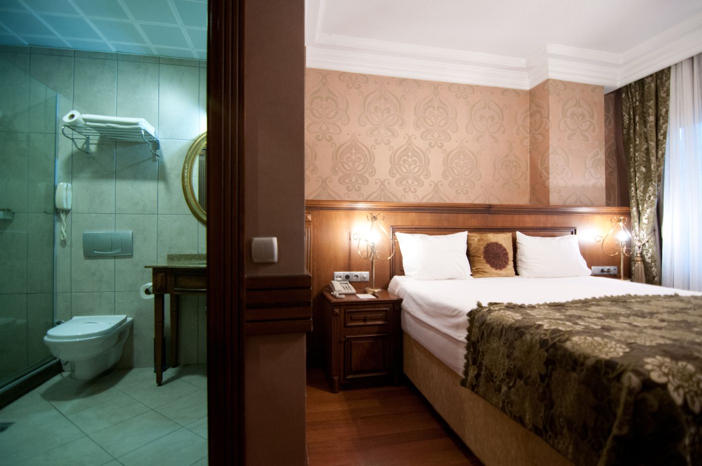 Ferman-Hotel-Room-50