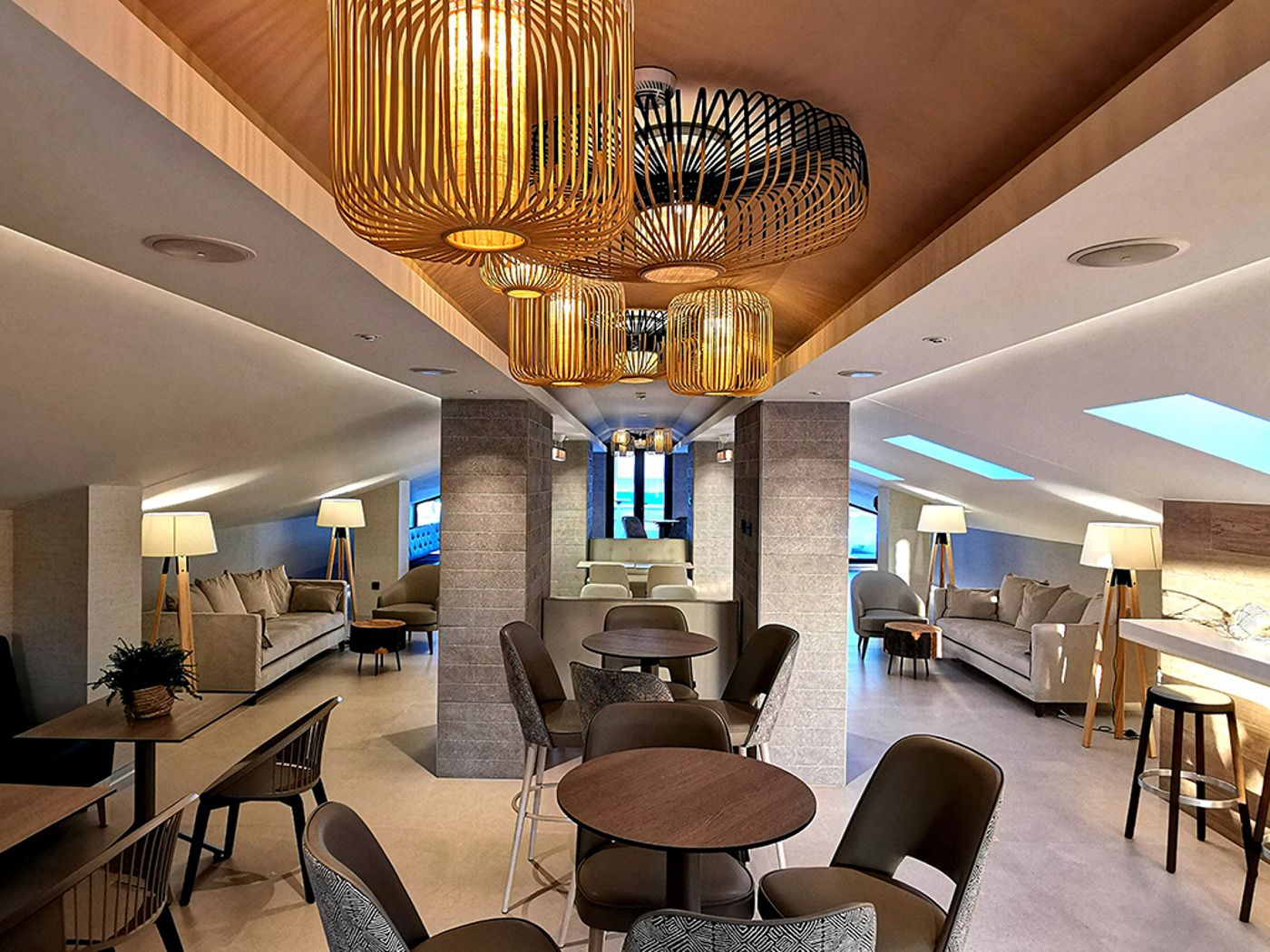 Acuazul-Hotel-Lobby-43