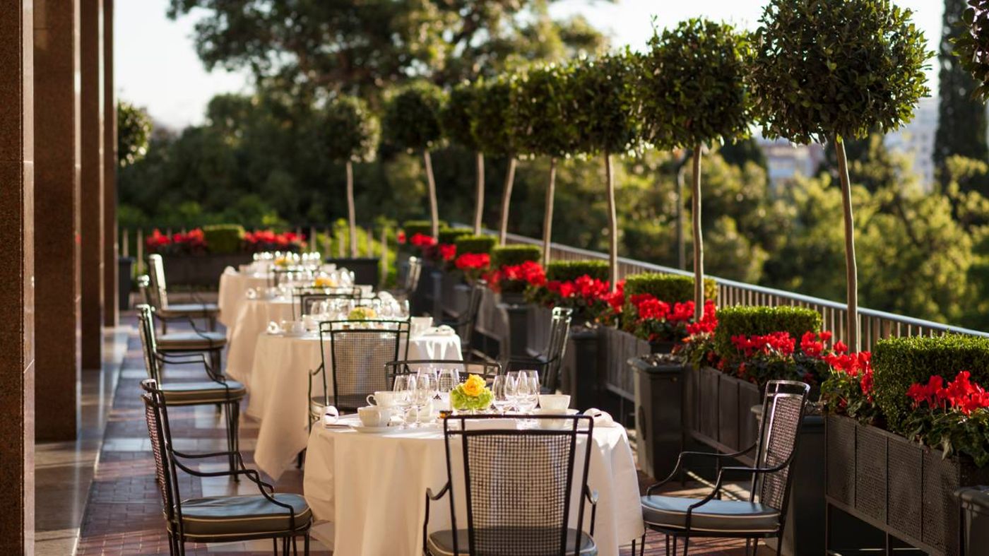 Four-Seasons-Hotel-Lisbon-Restaurant-7