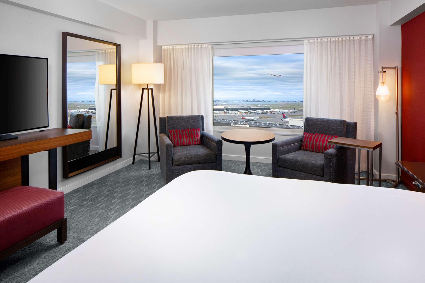 Hyatt-Regency-Boston-Harbor-Room-8