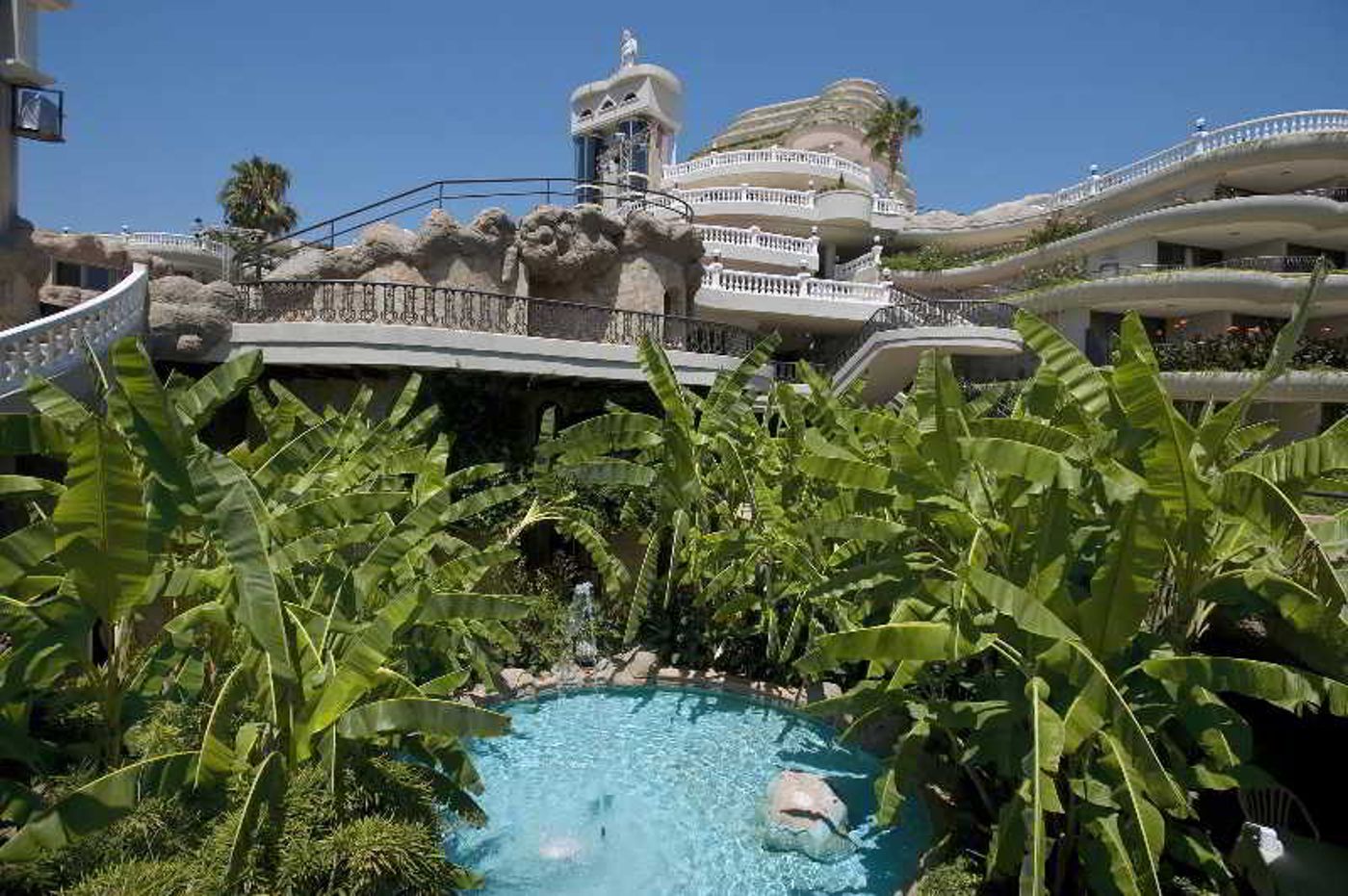 Crystal-Sunrise-Queen-Luxury-Resort---Spa-General-view-16