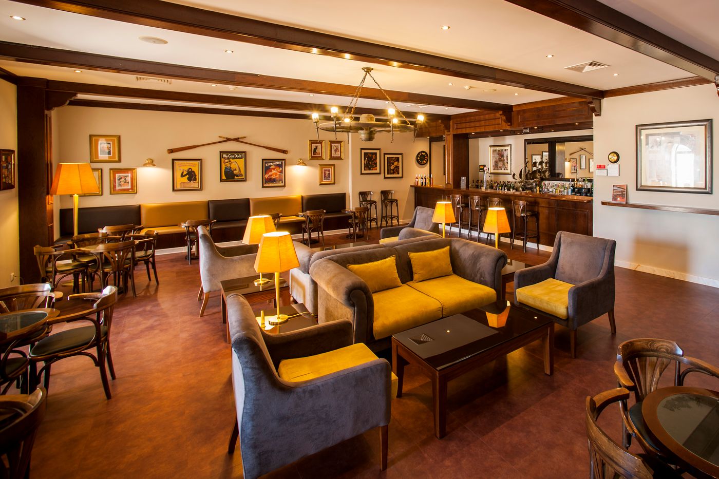 Vila-Gale-Ericeira-Bar-13