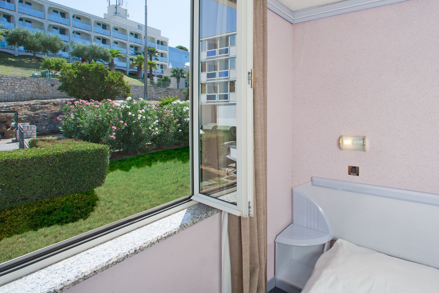 Hotel-Plavi-Plava-Laguna-Room-37