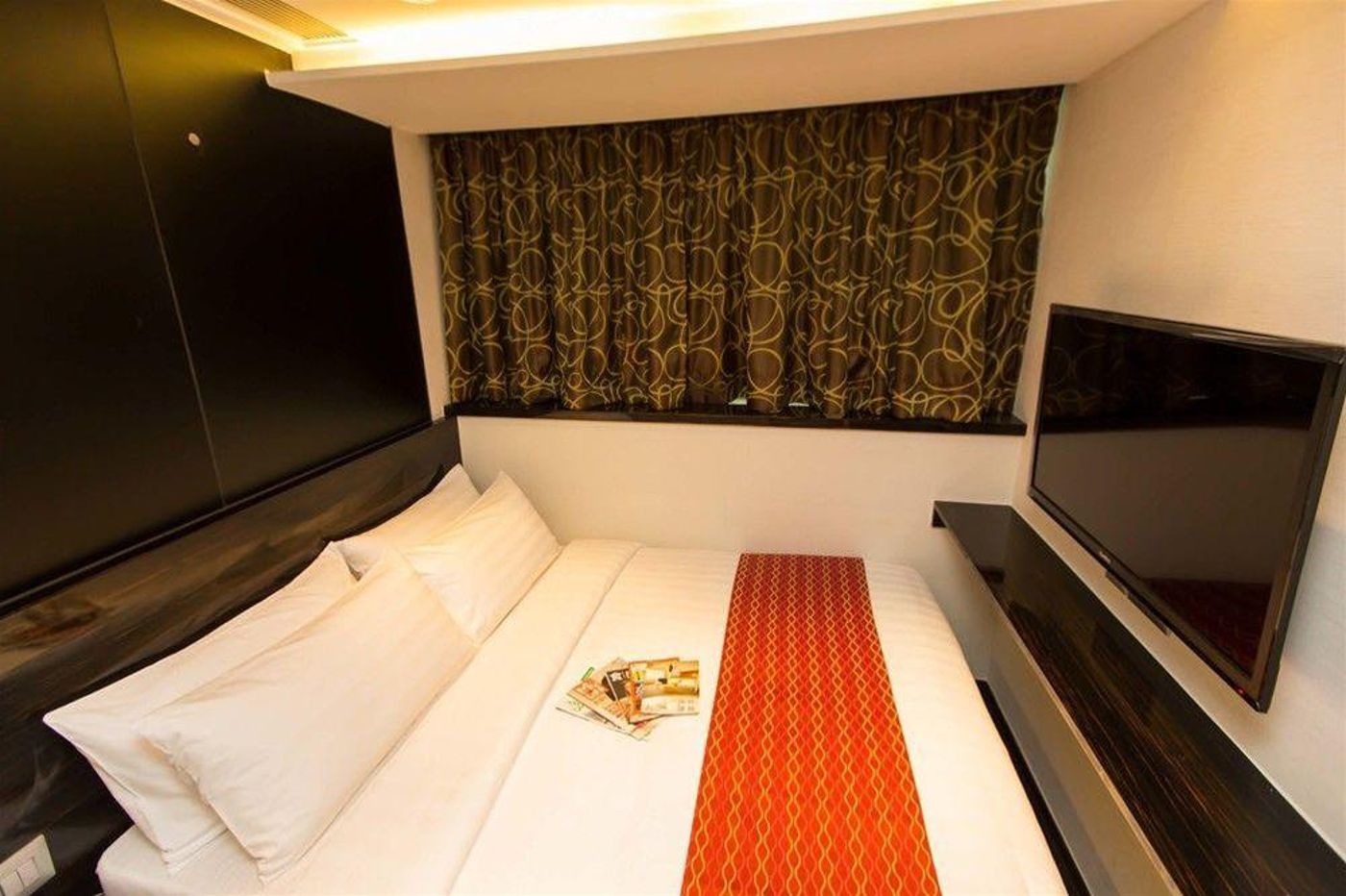 Noble-Park-Hotel-General-view-7