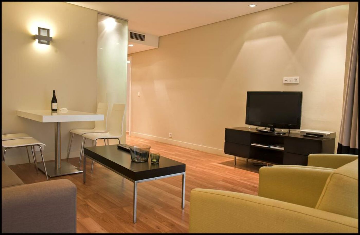 B-Aparthotel-Montgomery-Room-5