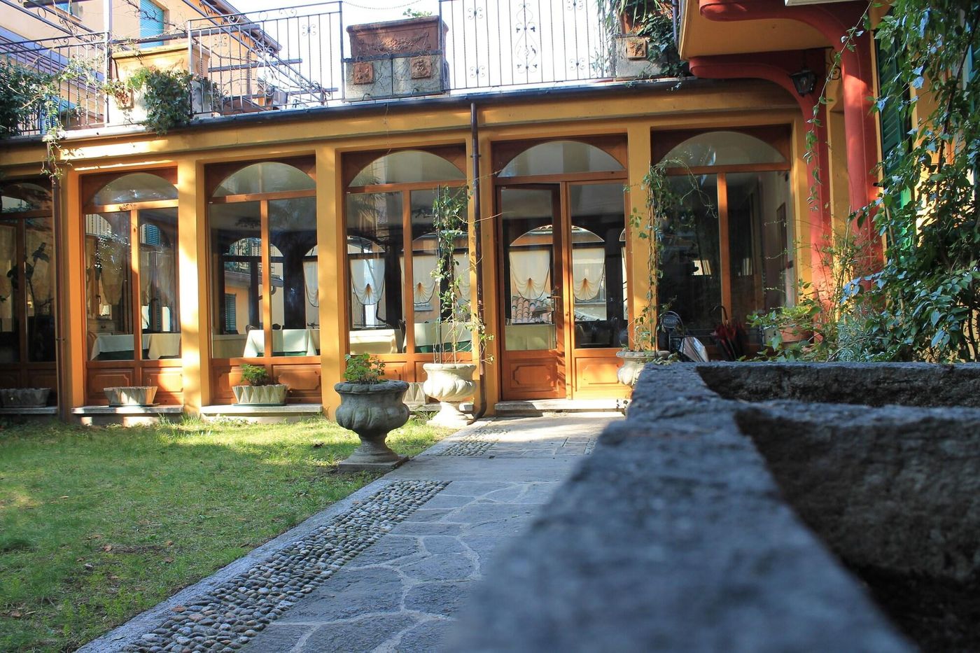 Hotel Centrale-Italy-Bellagio-General view-10