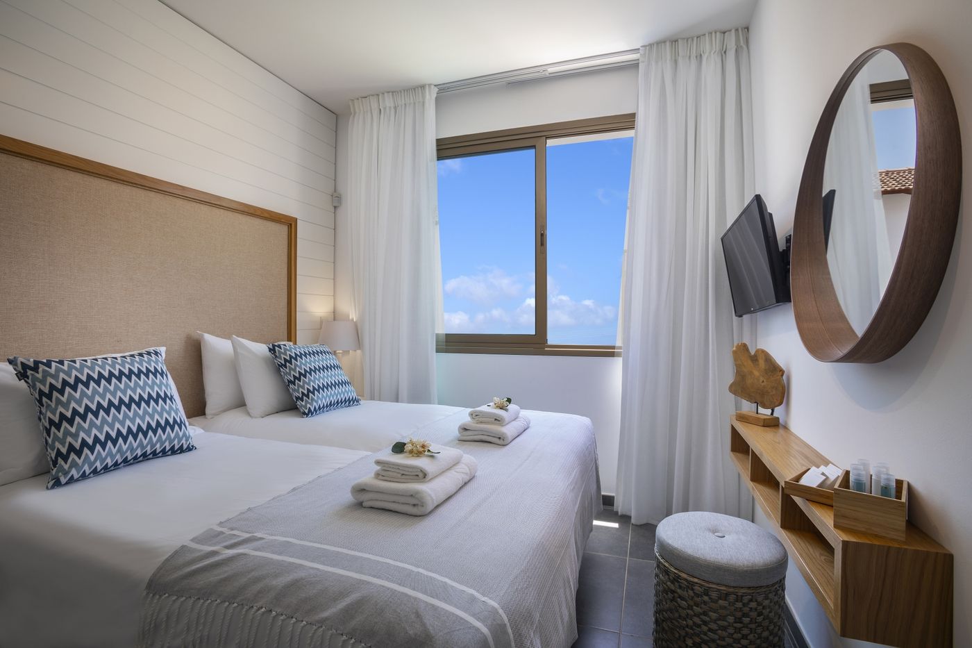 Louis Chris Le Mare Villa