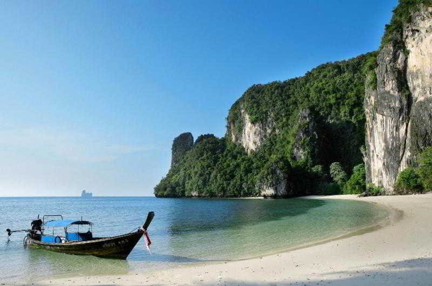 Dusit-Thani-Krabi-Beach-Resort-General-view-82