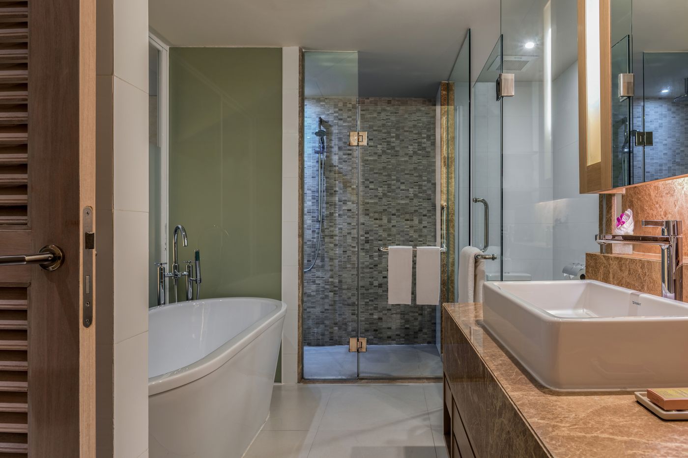 Hilton-Phuket-Arcadia-Resort---Spa-Room-49