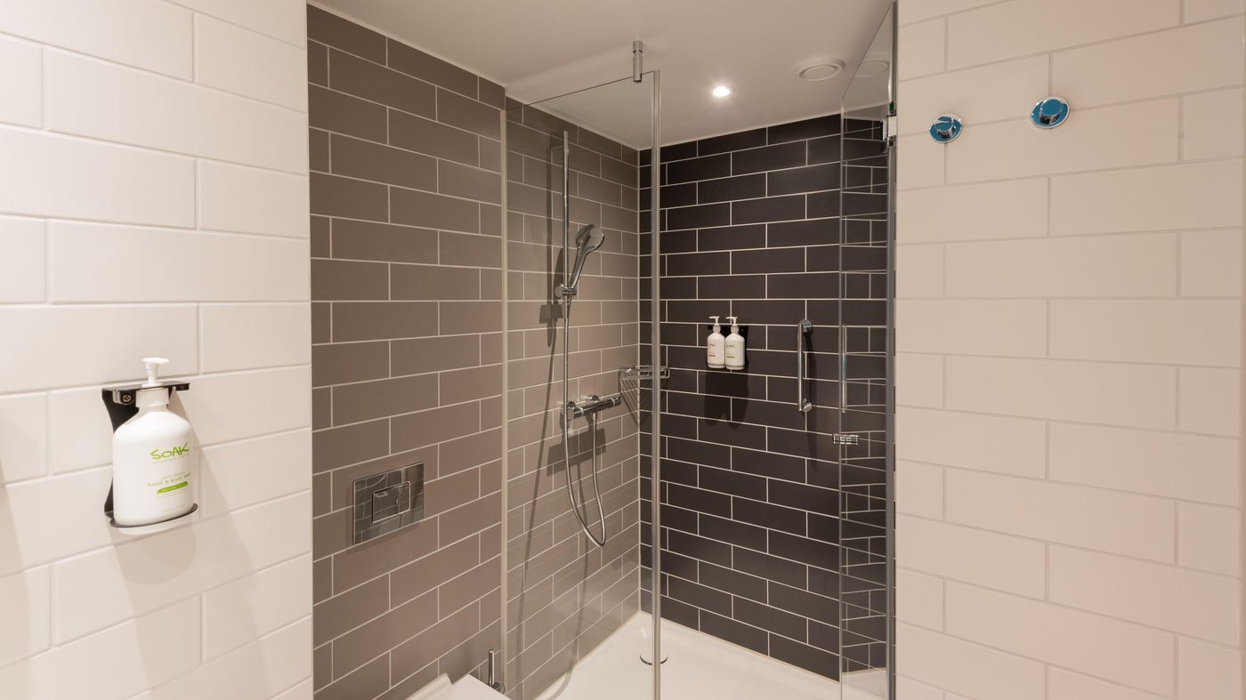 Holiday-Inn-Express-and-Suites-Potsdam-Room-43