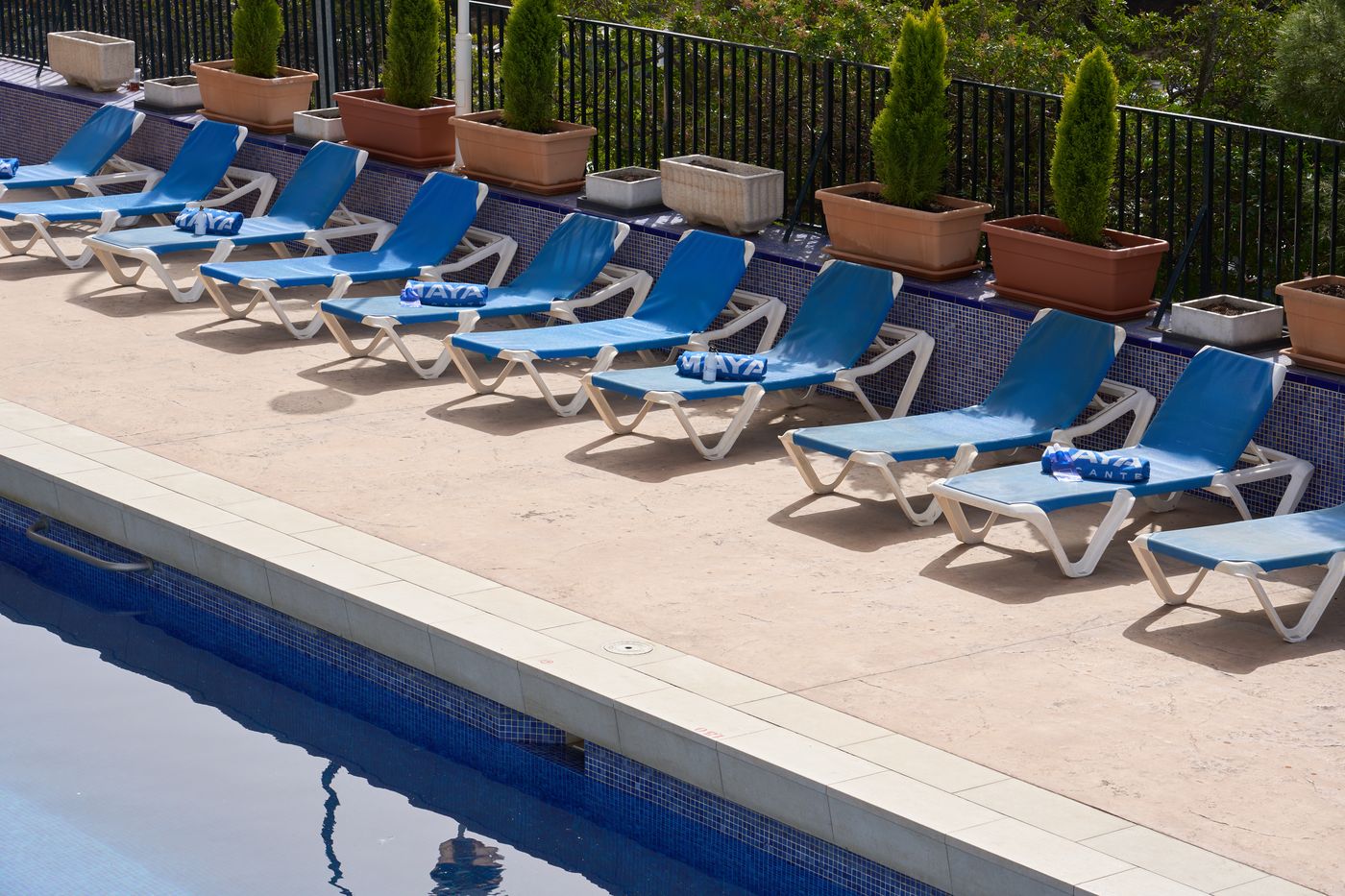 Maya-Alicante-Pool-10