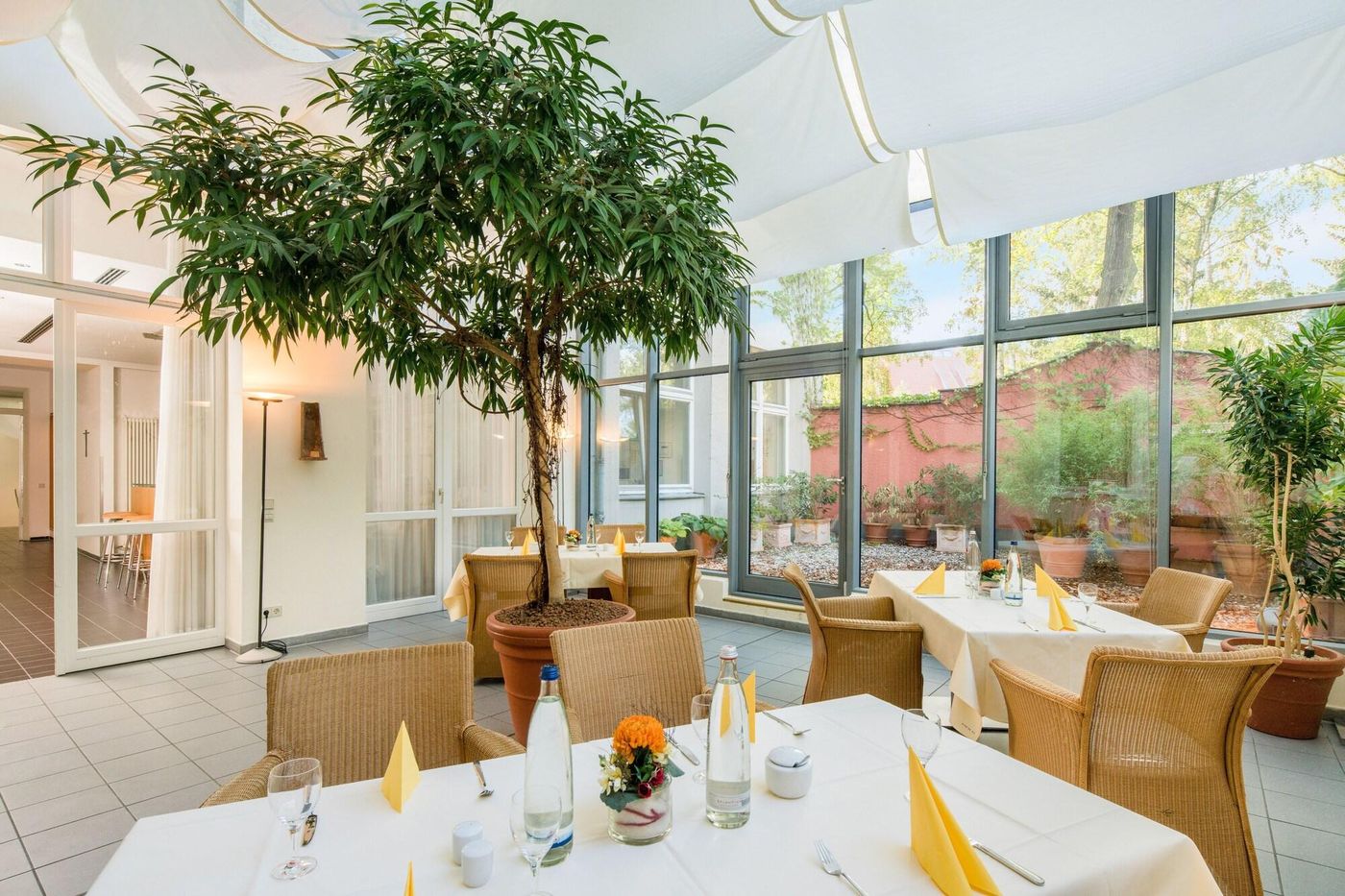 Hotel-Aquino-Berlin-General-view-14