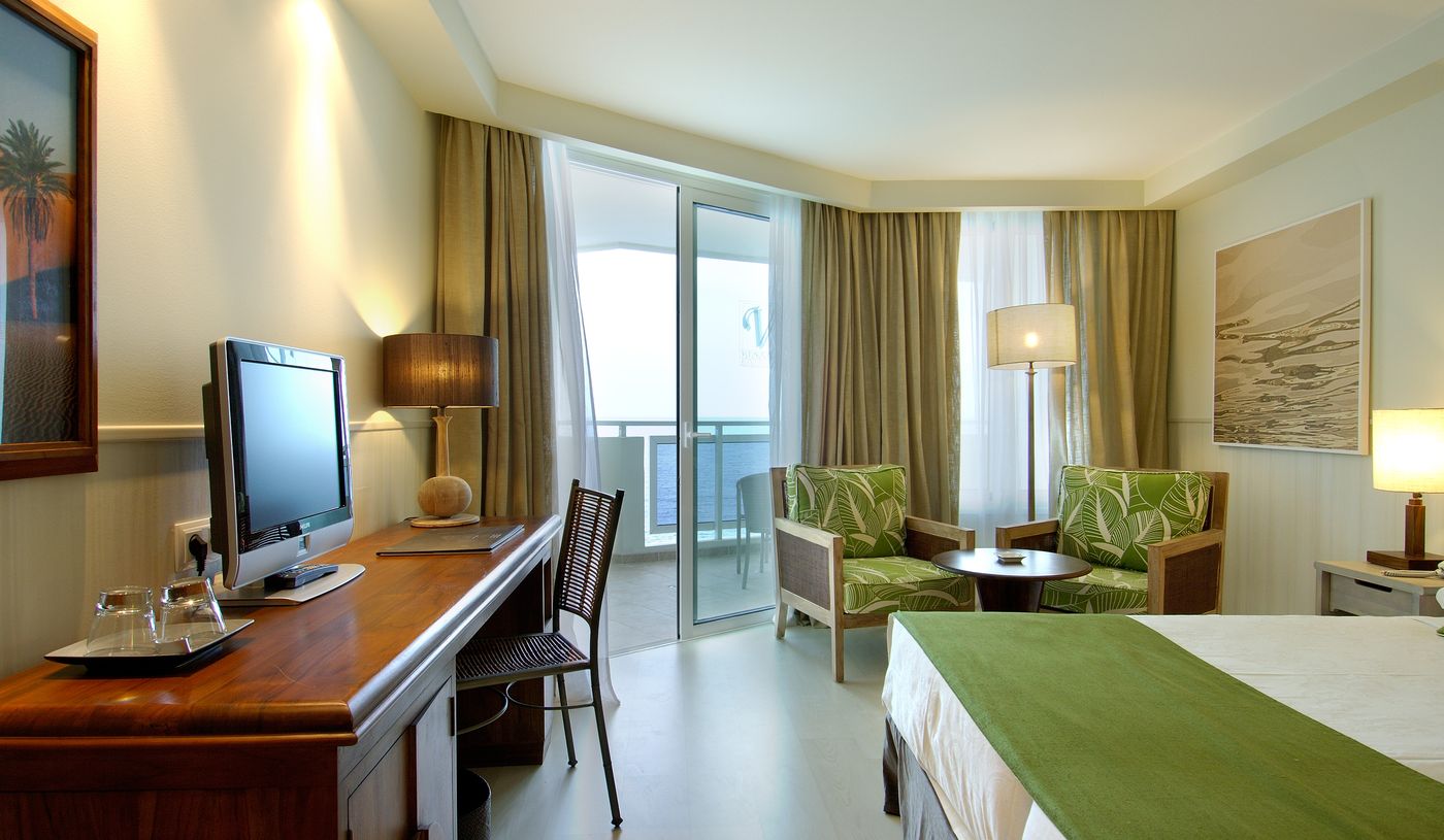 Hotel-Tenerife-Golf---Sea-View-Room-11