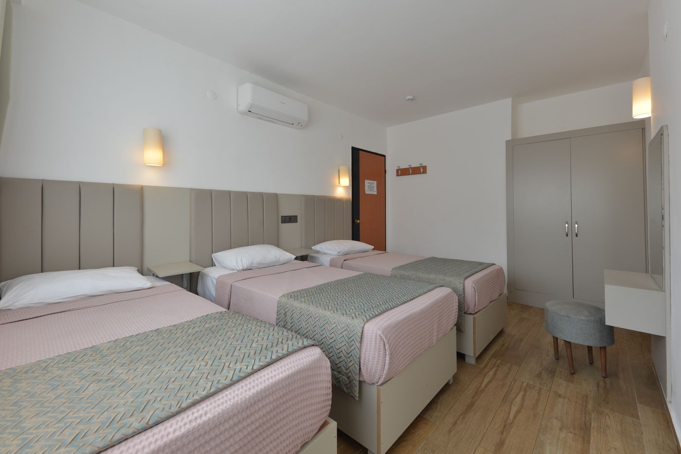 Golden-Orange-Apart-Hotel-Room-19