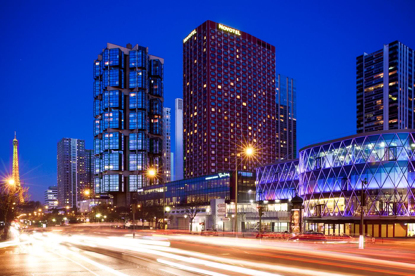 Novotel-Paris-Tour-Eiffel-General-view-100