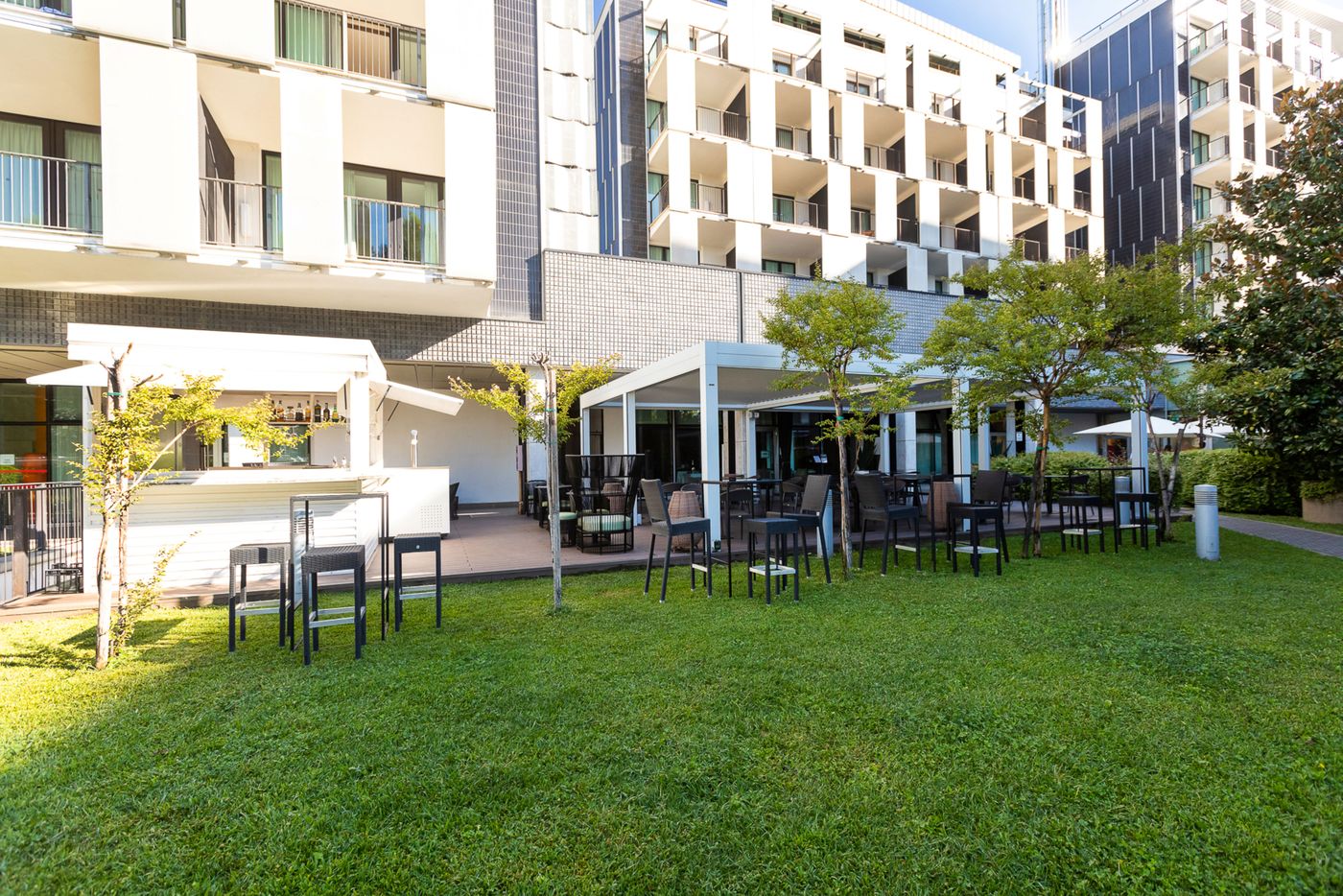 Ramada-Plaza-Milano-Hotel-Restaurant-1