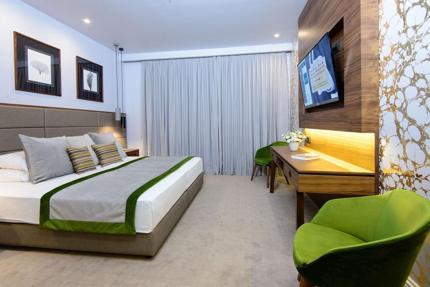 Hotel-Royal-Ariston-Room-28