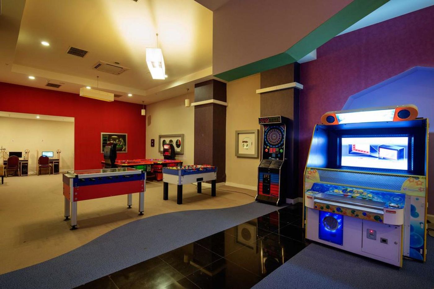 Crystal-Admiral-Resort-Sports-and-Entertainment-50