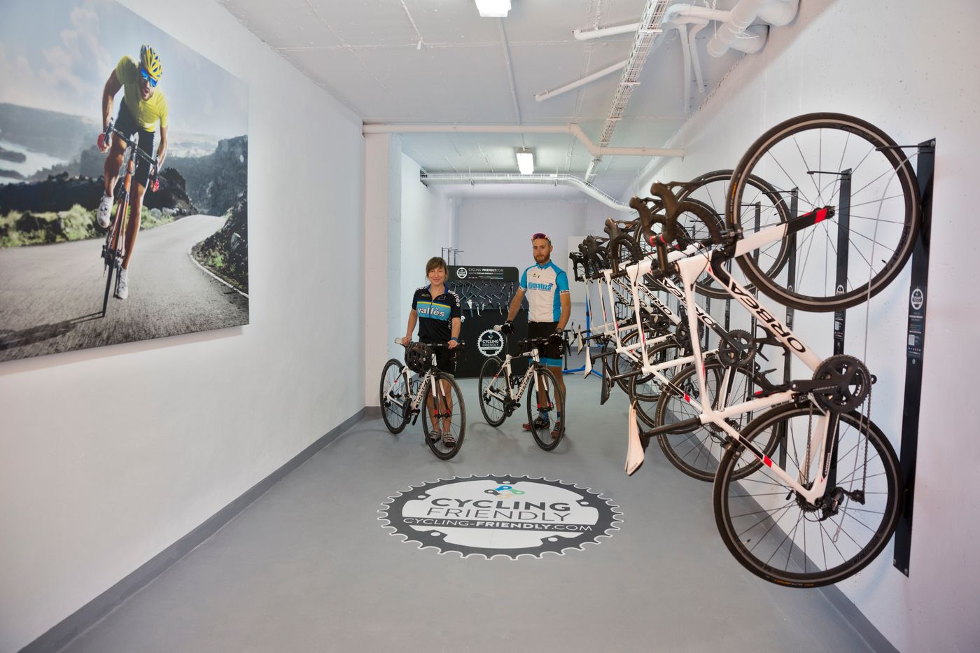 Puente-Real-Sports-and-Entertainment-53