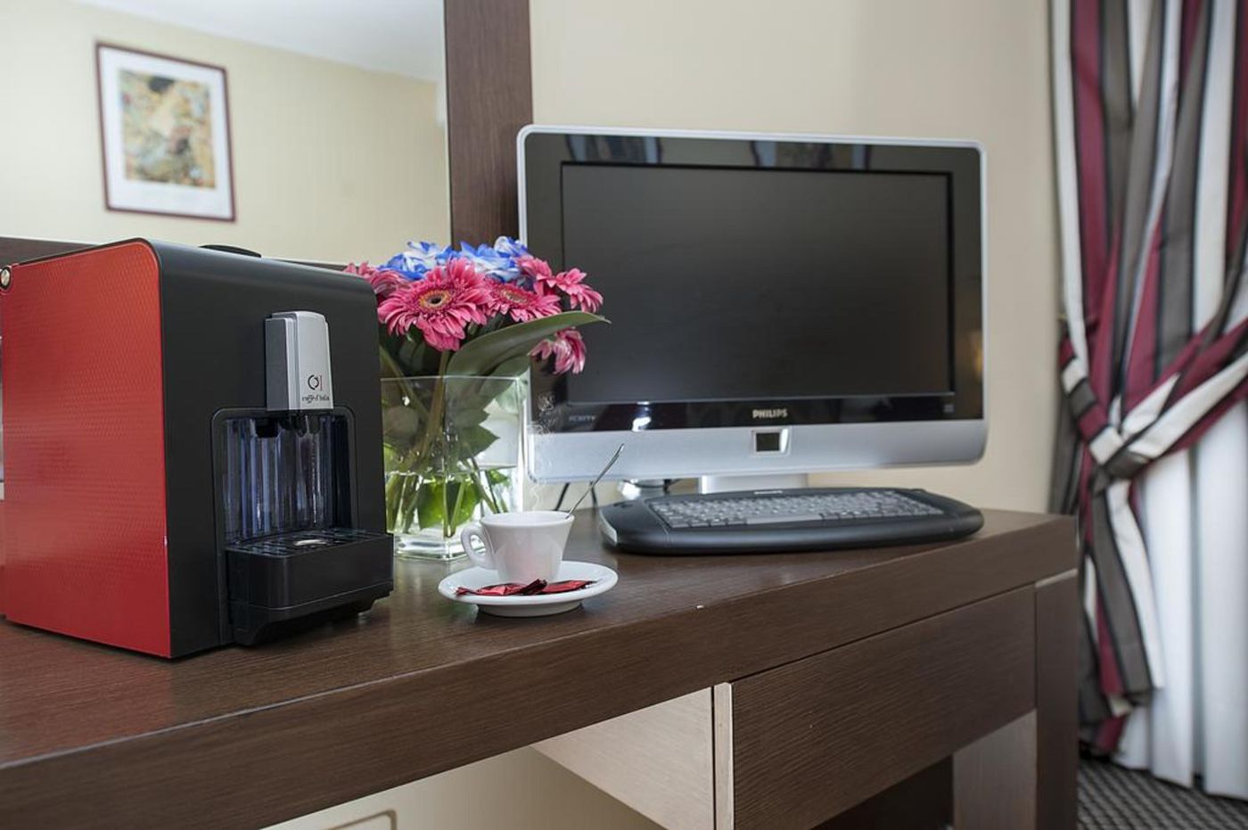 Cardinal-Hotel-St-Peter-Rome-Room-10