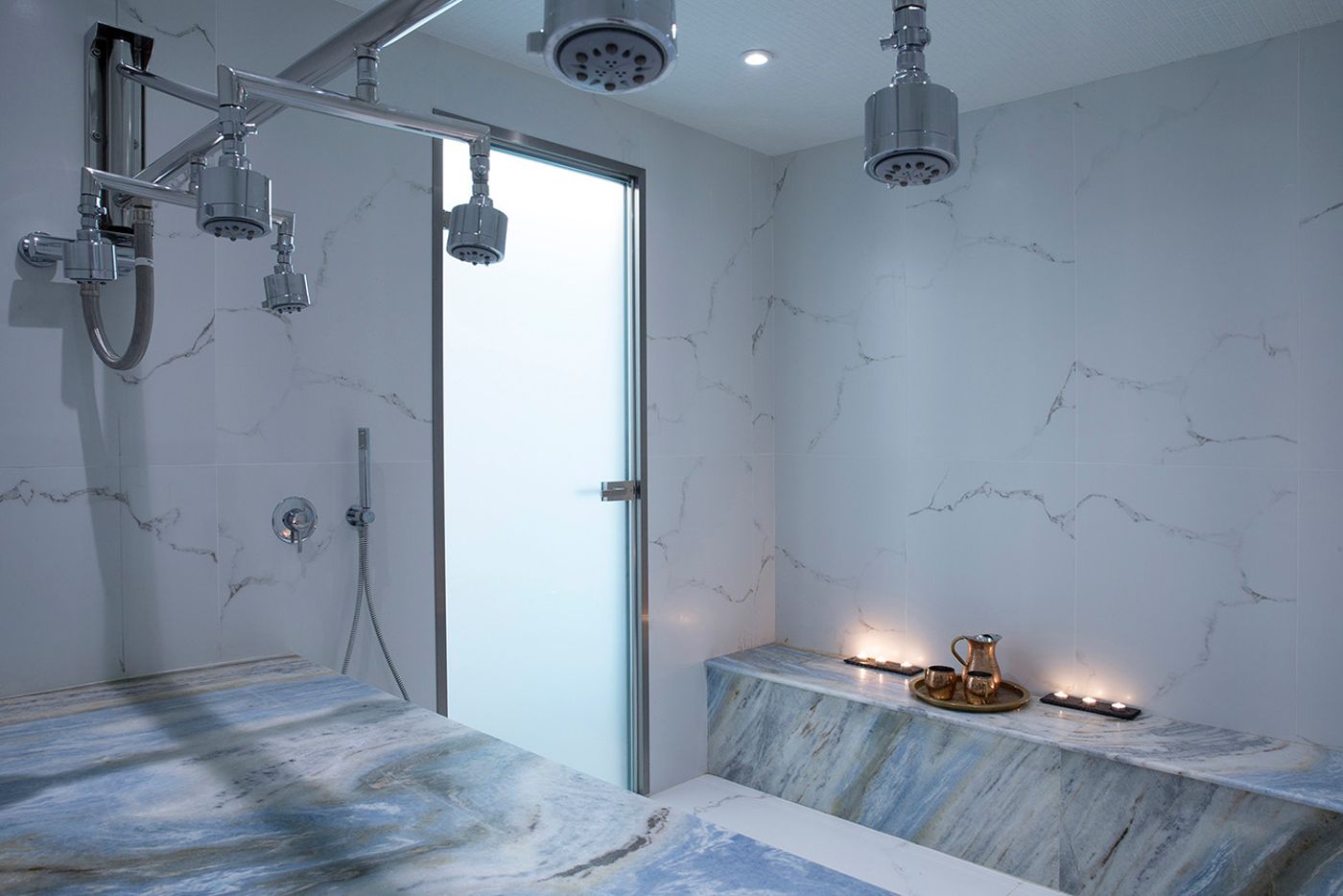 The-Alley-Hotel-Sports-and-Entertainment-61