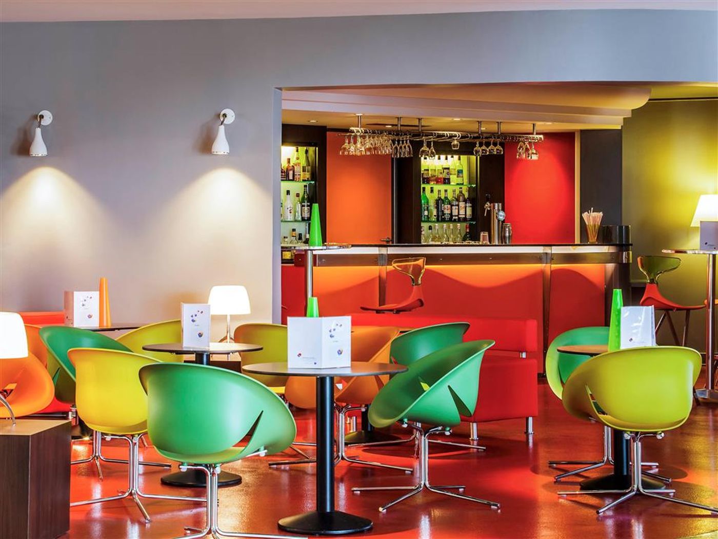ibis Styles Lyon Sud Vienne - France - CHASSE SUR RHONE - Bar - 2