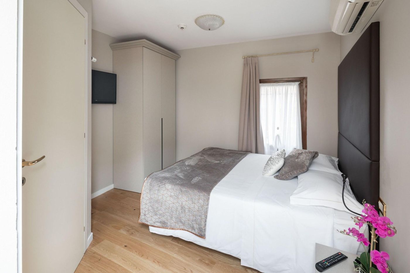 Hotel-Herion-Room-48