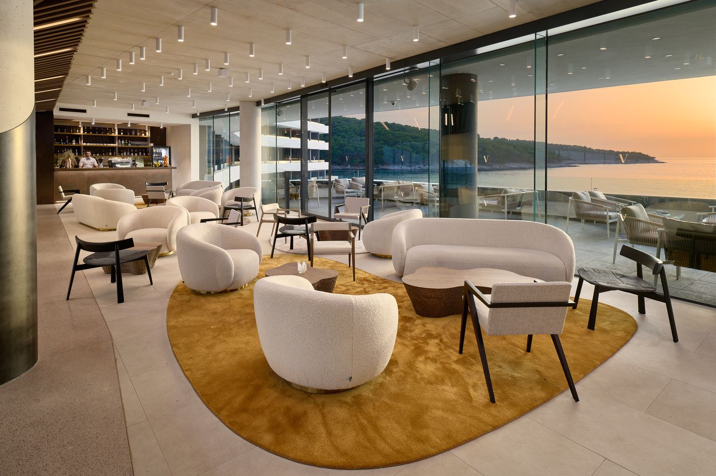 Grand-Hotel-View-Lobby-44