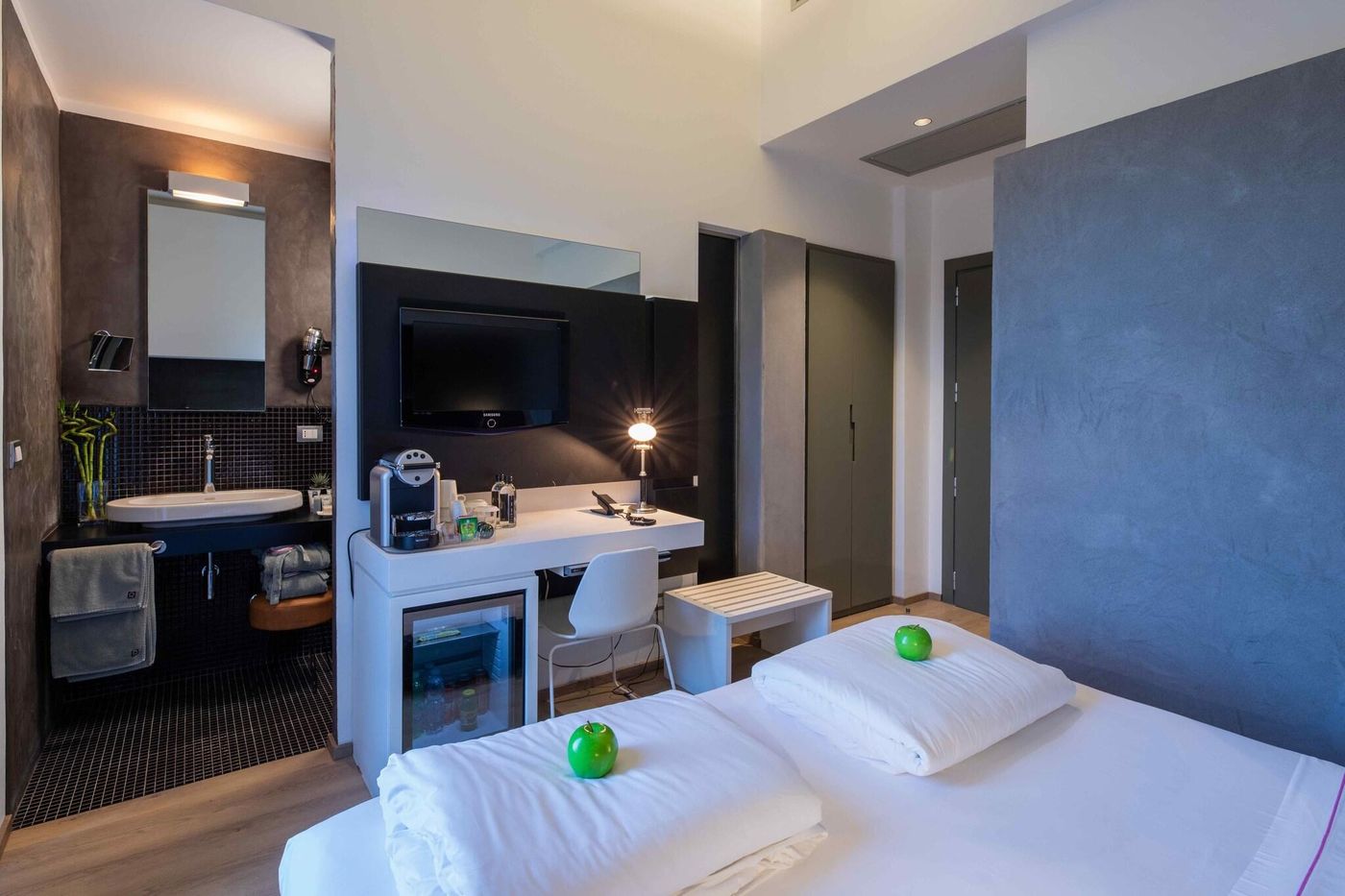 UNA-Hotel-One-Spa-Wellness-Room-12