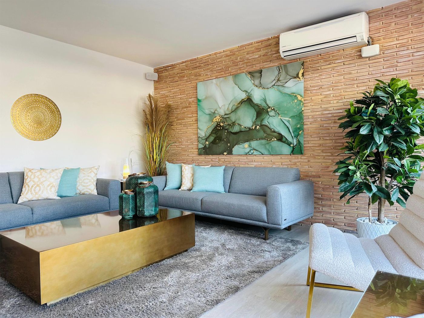 Wyndham-Residences-Golf-Del-Sur-Lobby-66