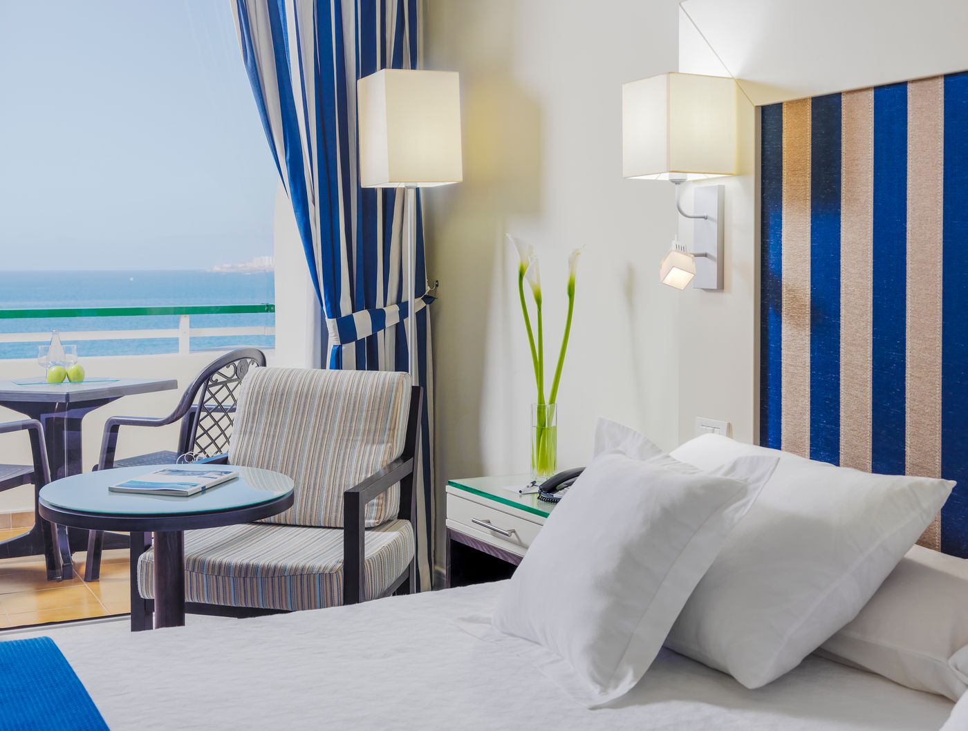 H10-Las-Palmeras-Room-20