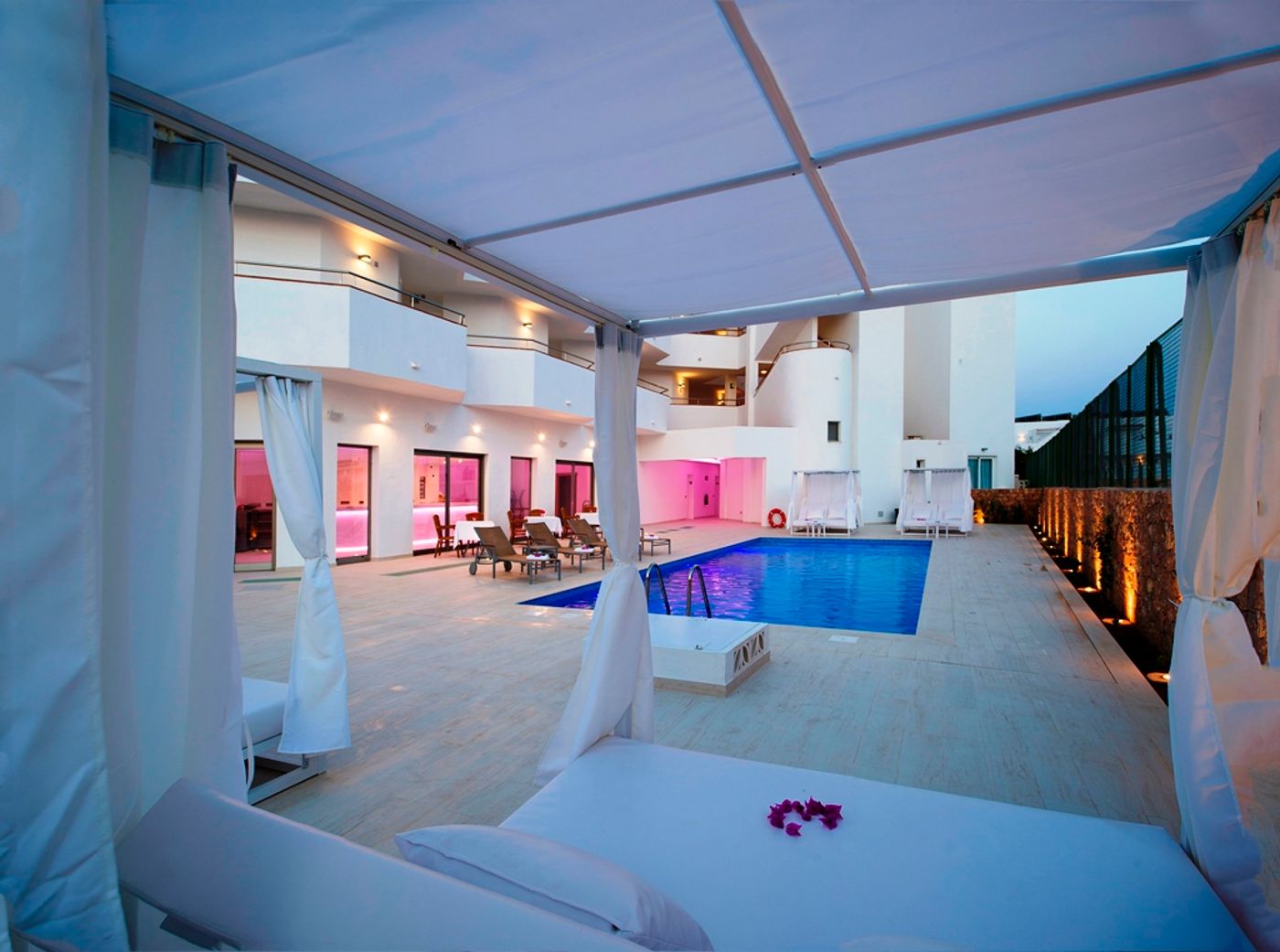 Apartamentos-Squash-Ibiza-Center-General-view-36