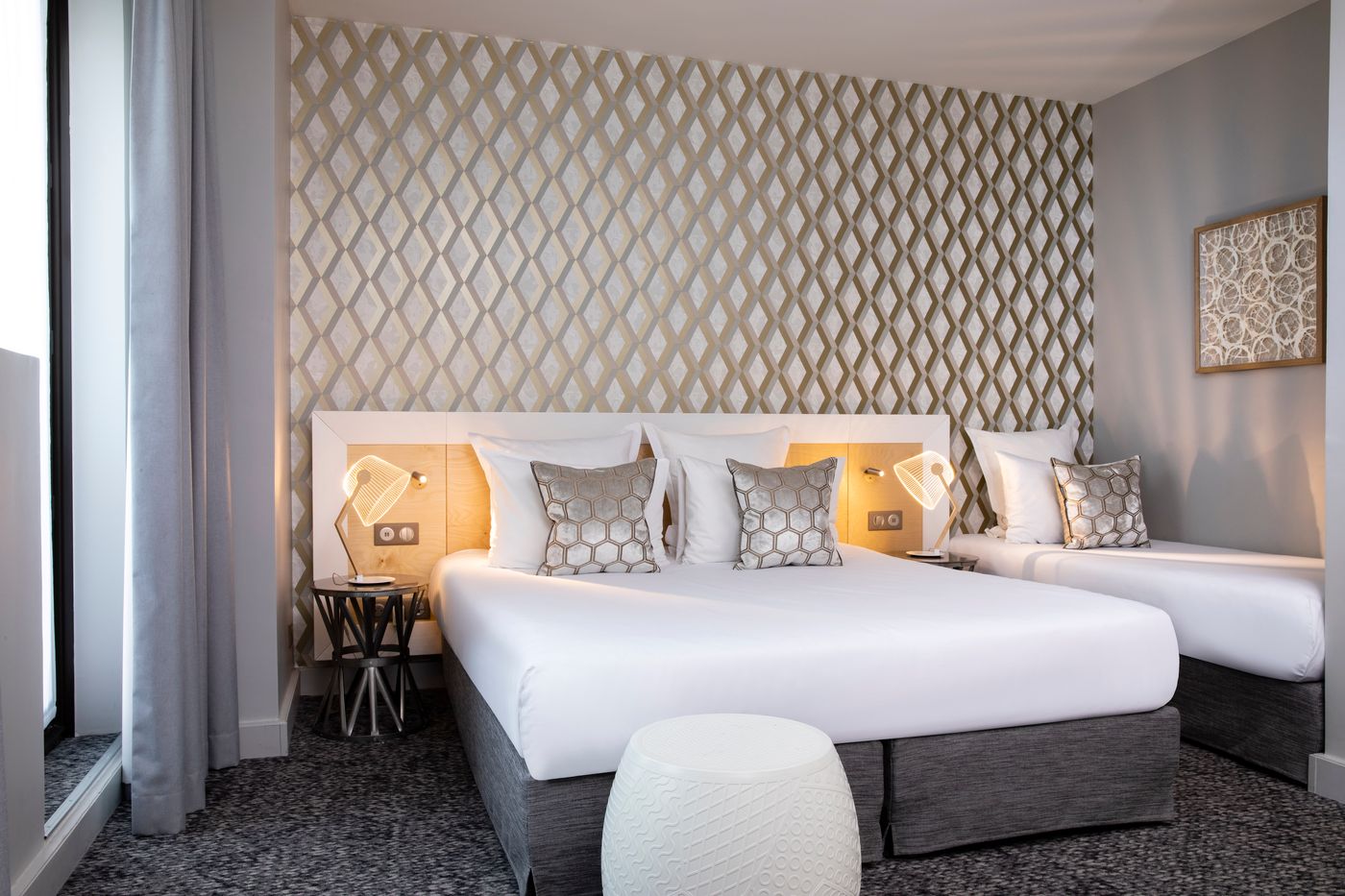 Paris-Bastille-Room-25