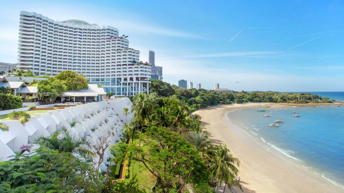 Royal Cliff Beach Terrace