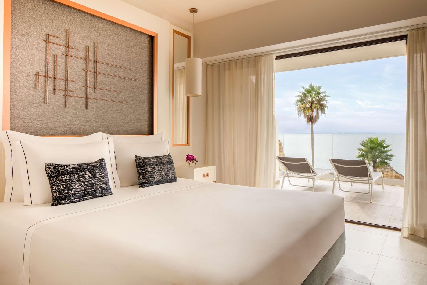 Tivoli-Carvoeiro-Algarve-Resort-Room-19