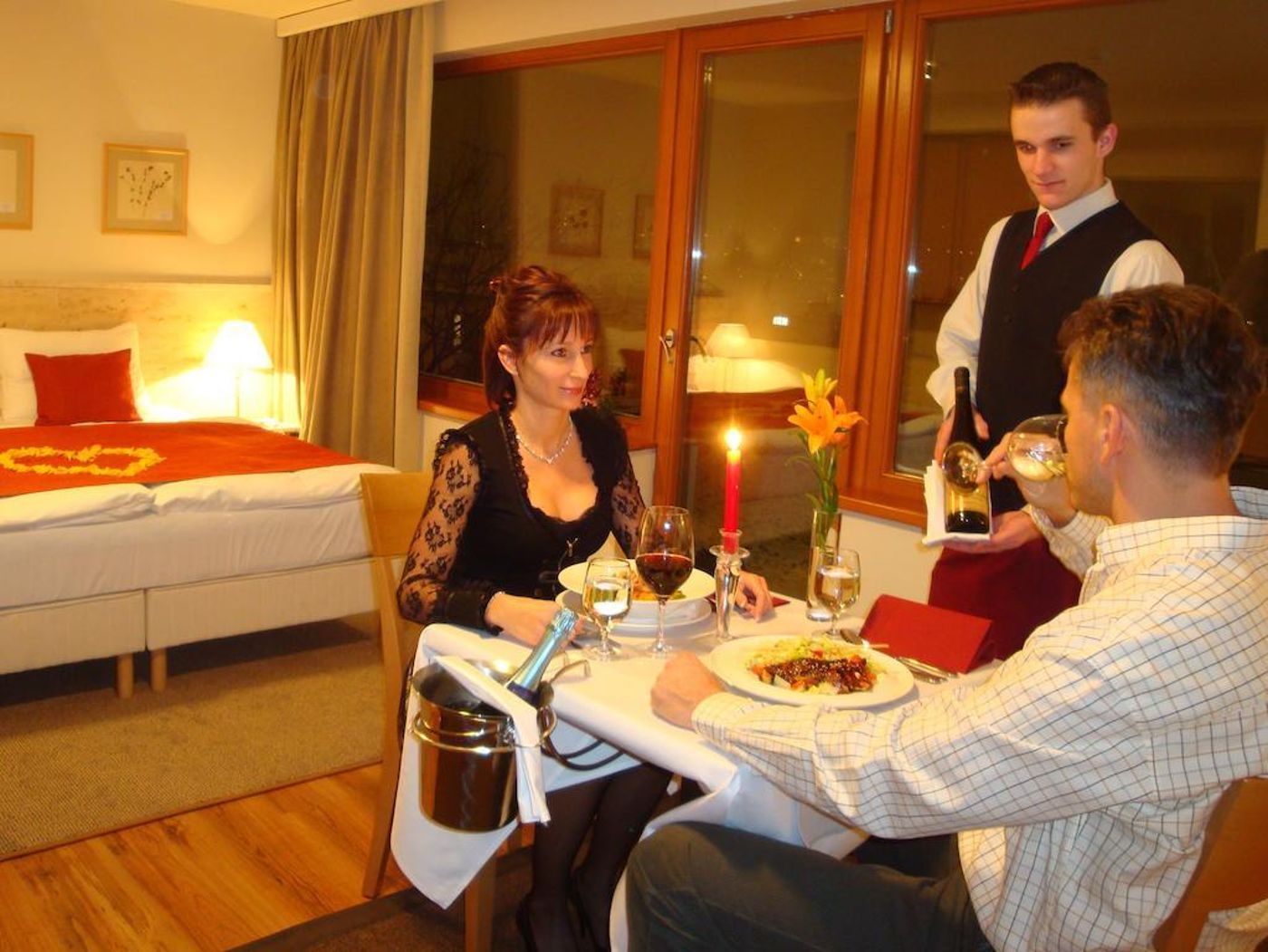 Hotel-Castle-Garden-Room-18