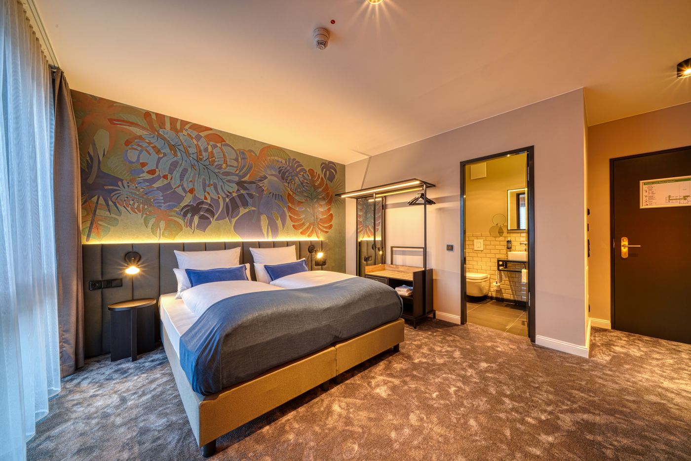 NYCE-Hotel-Bonn-Trademark-Collection-by-Wyndham-Room-31