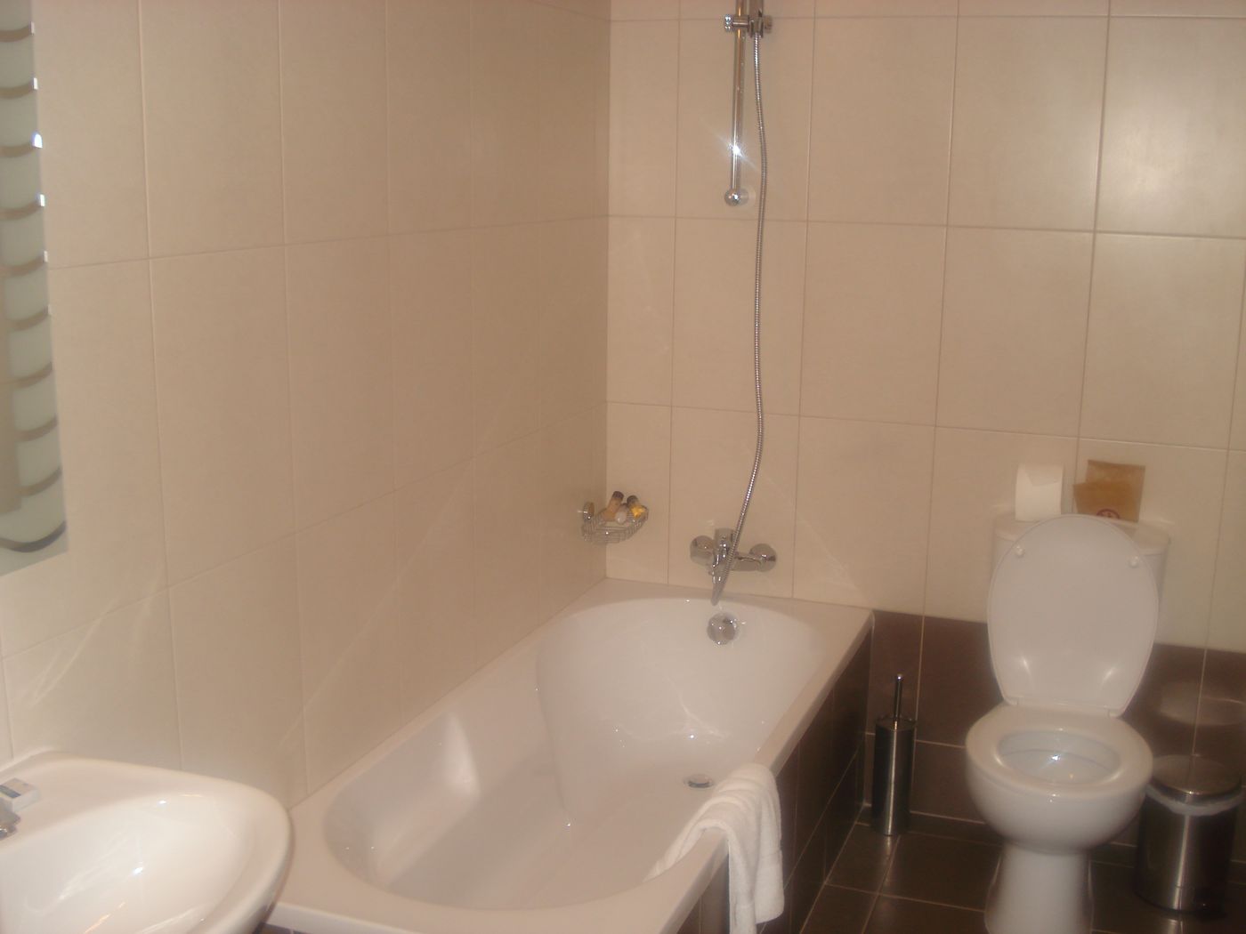 Akamas-Health-Farm-And-Spa-Room-25