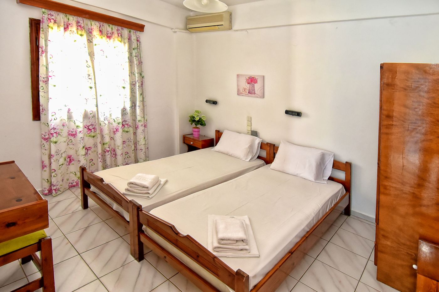 Kasapakis Apartments 11